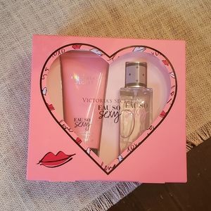 NWT Victoria's Secret set